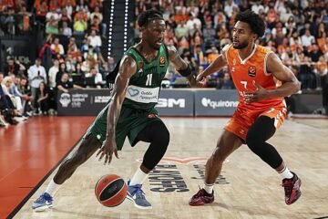 Hayes-Davis deja sin aliento al Valencia