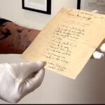 El cantaor Miguel Poveda descubre unos versos inéditos atribuidos a Federico García Lorca