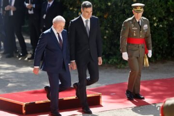 Lula respalda el “no a la guerra” de Sánchez y él le pide perdón porque Ayuso llama “narcoestado” a Brasil y otros