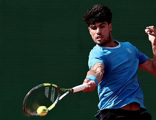 Alcaraz quiebra a Vacherot y defenderá ante Sinner el título en Montecarlo y el número 1