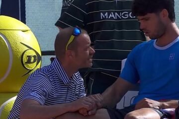 Susto de Alcaraz, que pide atención médica para su muñeca derecha: «Espero que no sea nada»