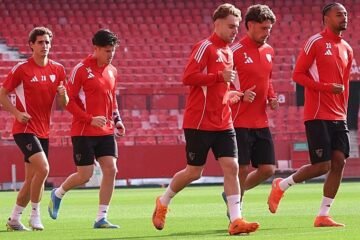 El Sevilla FC cierra en el Sánchez-Pizjuán la preparación para el duelo ante el Levante