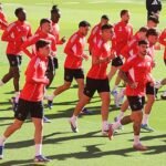 Azpilicueta y Agoumé, ausentes en el último entrenamiento antes de viajar a Oviedo