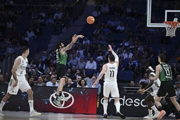 Ricky Rubio somete a un Real Madrid de ‘bajitos’