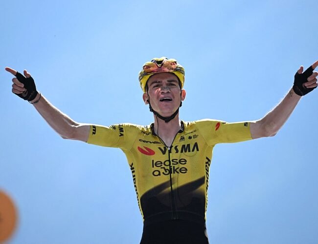 Kuss aprovecha una nueva siesta de Vingegaard para conquistar las Dolomitas