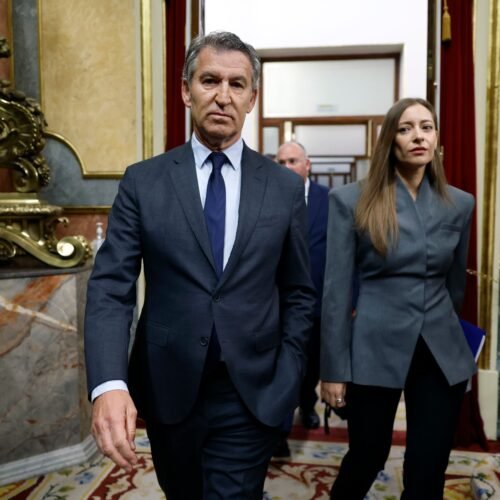 Feijóo y el dilema de la moción de censura: atreverse a perder o esperar para ganar por desgaste