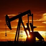 La OPEP intenta estabilizar los precios del petróleo con un nuevo aumento en la producción tras la salida de Emiratos Árabes Unidos