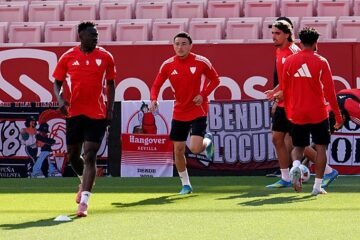 Alineaciones probables del Sevilla – Real Sociedad de LaLiga EA Sports 2025-2026: onces y banquillo de suplentes