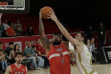 El Caja 87 cumple en casa y avanza a cuartos (81-75)