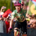 Valgren gana la etapa en el Giro e impide el éxito de Arrieta, que luchó hasta el final