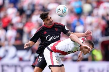 El Sevilla FC comunica a Fabio Cardoso y Gattoni que no cuenta con ellos esta temporada