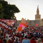 La federación de peñas exige a los máximos accionistas que expliquen cómo va la venta del Sevilla