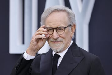 Steven Spielberg, el cineasta que retrató a los extraterrestres en la imaginación del planeta Tierra, regresa a su gran obsesión