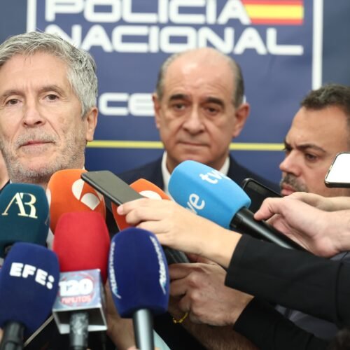 Marlaska mantiene su apoyo a la directora de la Guardia Civil si las reuniones con Leire Díez han sido “como se han descrito”