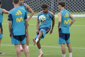 Así prepara España su partido en altura: el rendimiento cae un 5% y ojo a los disparos lejanos porque el balón se mueve distinto