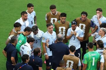 Lío en el vestuario de Uruguay: «No aguantamos esta forma de entrenar»