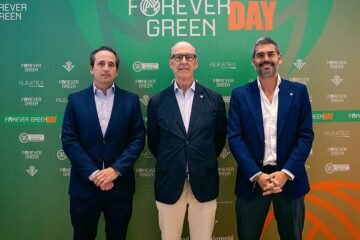 El Betis lanzará un concurso de ideas para el diseño de su próxima camiseta del partido Forever Green