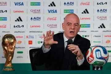 Infantino defiende el precio de las entradas y festeja la participación de Irán en el Mundial