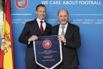 Los 55 miembros de la UEFA aprueban no participar en las competiciones de la FIFA como protesta ante Infantino