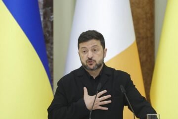 Zelenski visita a Burnham un día después del ataque de Ucrania a un barco ruso que llevaba armas a Irán