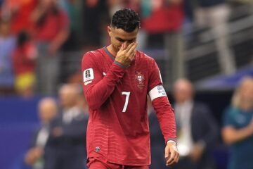 Cristiano, más rémora que amenaza, se marcha del Mundial llorando