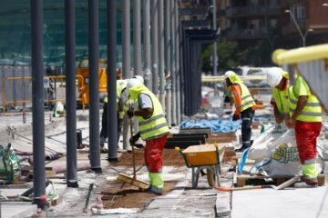 La tasa de paro vuelve a bajar del 10% en el segundo trimestre, la más baja desde 2008