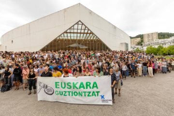 La lluvia de ceros en Euskera en la PAU vasca, en los tribunales: “Se está politizando”