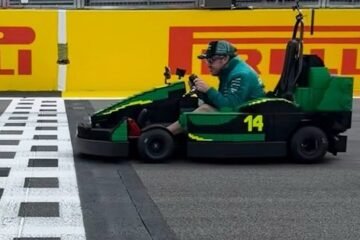 Quien tuvo, retuvo: Alonso  gana la carrera Lego en Silverstone