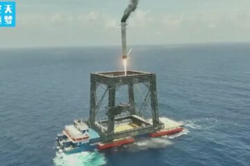 China desafía a Elon Musk y a EE.UU. en el espacio: así ha logrado aterrizar su primer cohete orbital reutilizable
