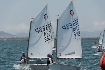 Los regatistas del Real Club Náutico de Palma copan el podio en el Mar Menor