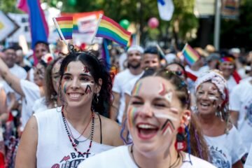 El Orgullo planta cara en Madrid al auge de la extrema derecha: “Nuestros derechos no se negocian”