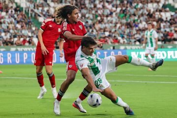 Córdoba – Sevilla: Las bandas y el ataque piden refuerzos (0-0)