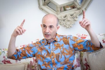 Yuval Noah Harari: “La IA podría ser una gran psicópata manipuladora”