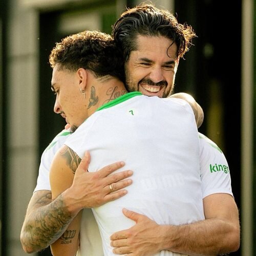 Isco y Antony participan en la sesión previa al partido ante el Almería; primer entrenamiento de Fidalgo con el grupo