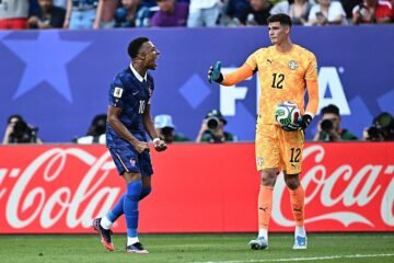 Mbappé y Gill alargan su guerra: «Creían que íbamos a salir con esmoquin»