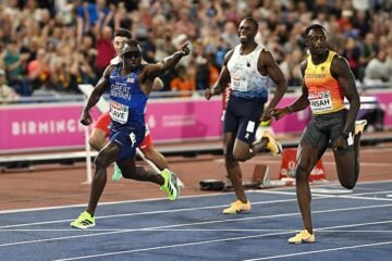 Lesión de Jacobs y éxtasis británico en la final de los 100 metros