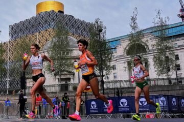 España engancha un bronce repleto de cuestas