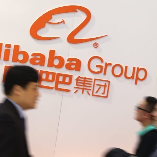 Alibaba pone plazo a su gran apuesta por la IA