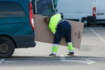 La regularización impulsa el empleo en julio y España gana 41.727 afiliaciones