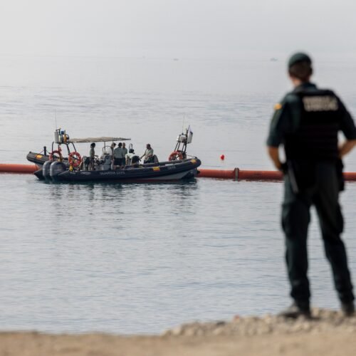 El Tarajal contiene la respiración: presión policial y tensa espera en la frontera de Ceuta