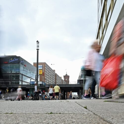 Abrir en domingo, el tabú de los comercios en Alemania que el Gobierno quiere romper