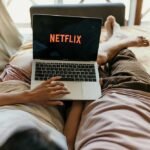 Ellas, de Netflix y ellos, de HBO Max: así es el público de cada plataforma 