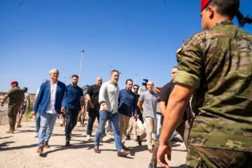 Vox no romperá los gobiernos autonómicos con el PP aunque acepten el reparto de menores extranjeros