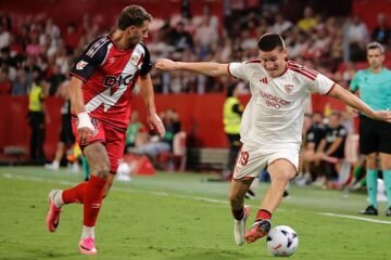 Sevilla FC – Rayo Vallecano (2-1): resumen, goles, resultados y reacciones