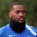 Tosin Adarabioyo, otra opción para el centro de la defensa por si sale Marcao