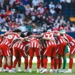 El United remonta ante un Atlético obligado a mirar a la cantera