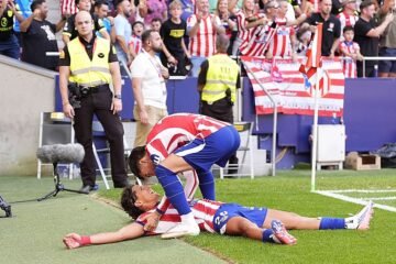 El Atlético rescata un punto con uno menos ante un buen Villarreal