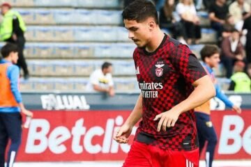 Lazio y Lens pujan por Ivanovic, un delantero en la agenda del Betis