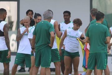El Betis añade el lateral izquierdo a su lista de la compra, si hay salidas y disponibilidad