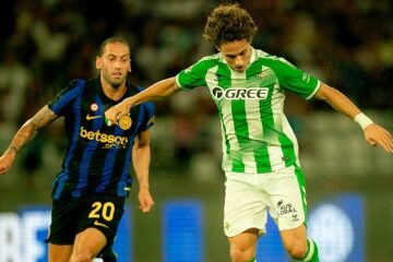 Riquelme, el jugador con más minutos en la pretemporada del Betis